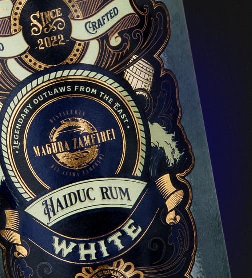 Eticheta Haiduc Rum White, produsă de Flexo